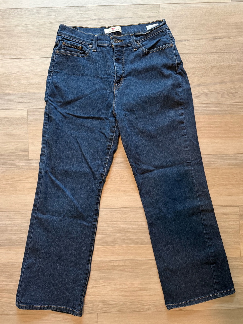 Levi’s 512 Perfectly Slimming Bootcut Jeans Short